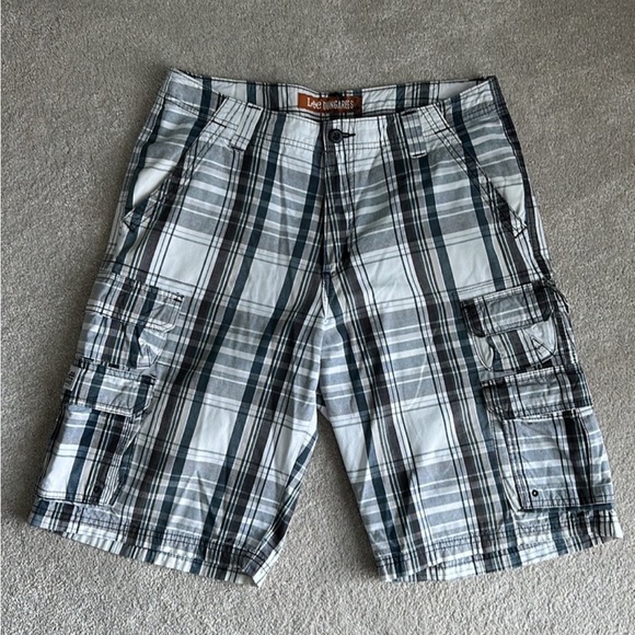 Men’s Lee cargo shorts size 32 - Picture 2 of 6